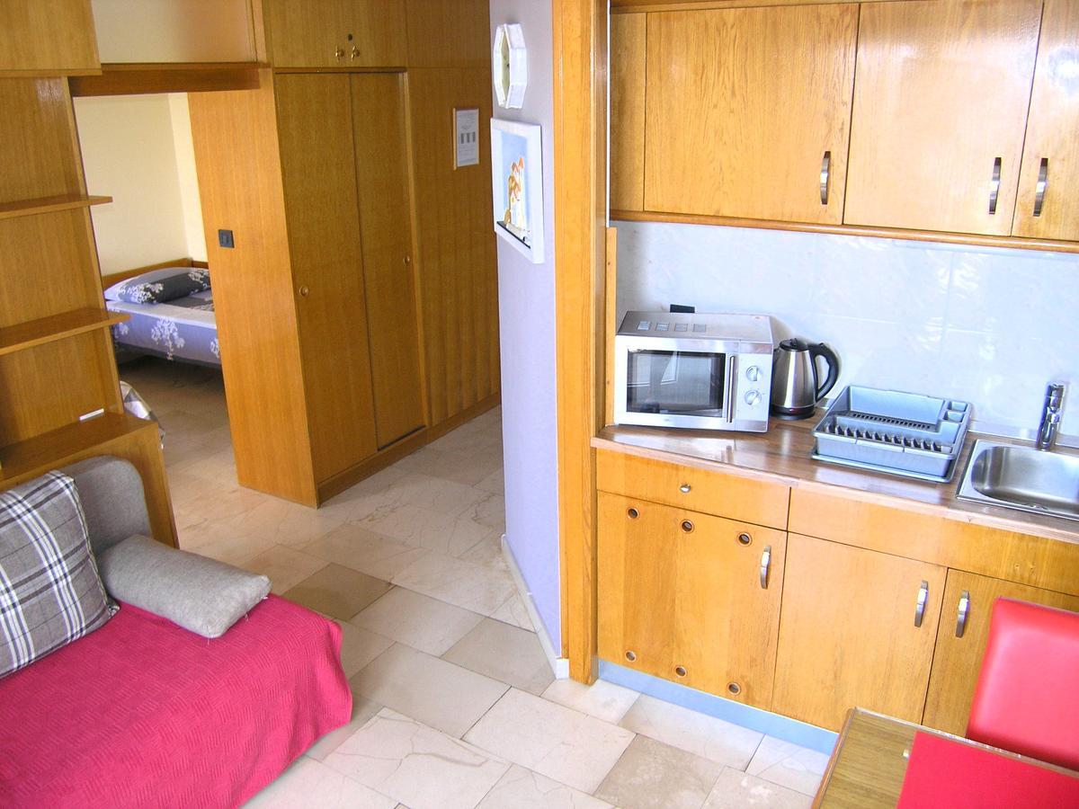 Apartments Oribella Крк Экстерьер фото