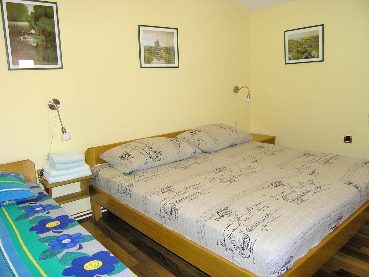 Apartments Oribella Крк Экстерьер фото