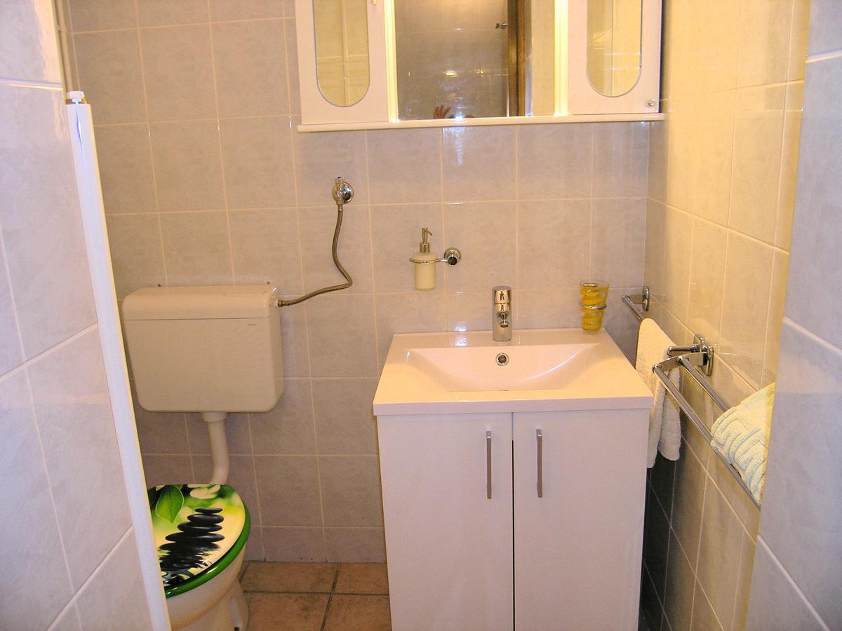 Apartments Oribella Крк Экстерьер фото