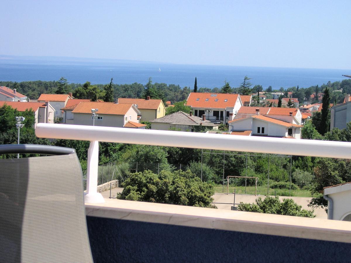 Apartments Oribella Крк Экстерьер фото