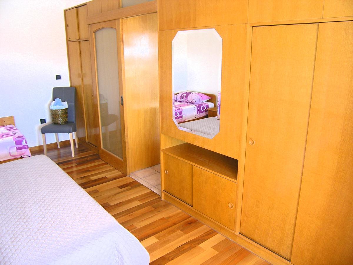 Apartments Oribella Крк Экстерьер фото